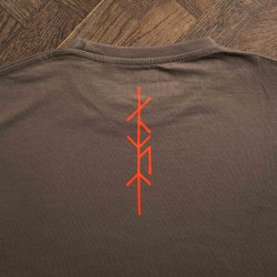 THE RAVEN TOTEM Tshirt